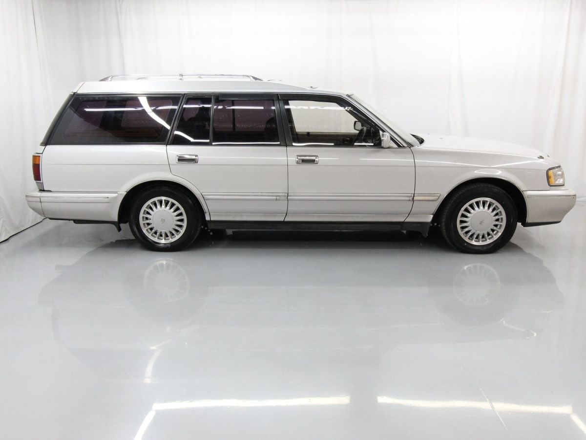 1994 Toyota Crown - photo 9