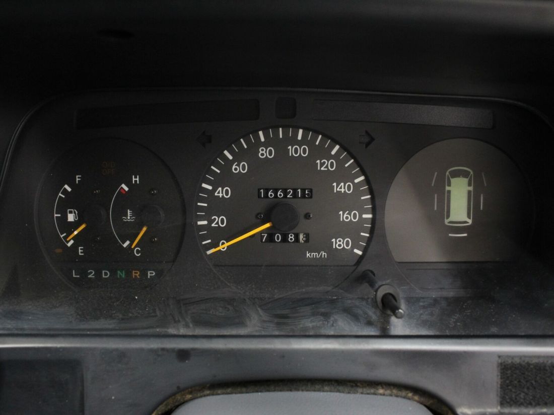 1994 Toyota HiAce - photo 13