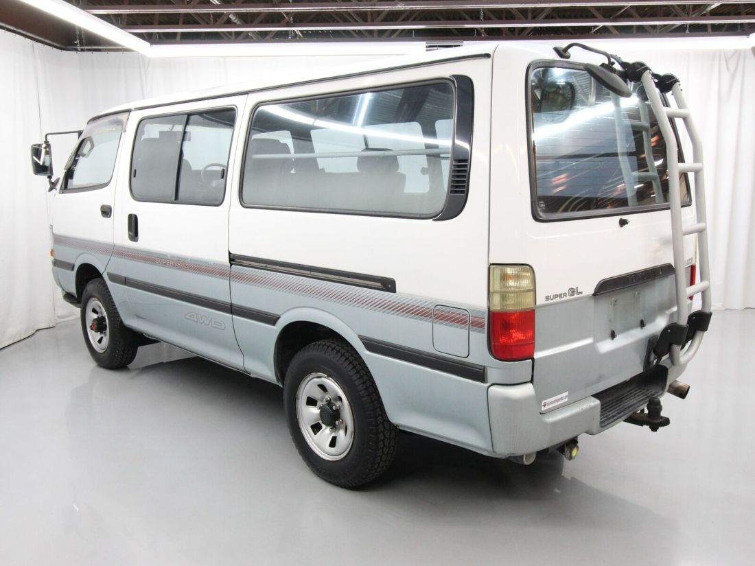 1994 Toyota HiAce - photo 7