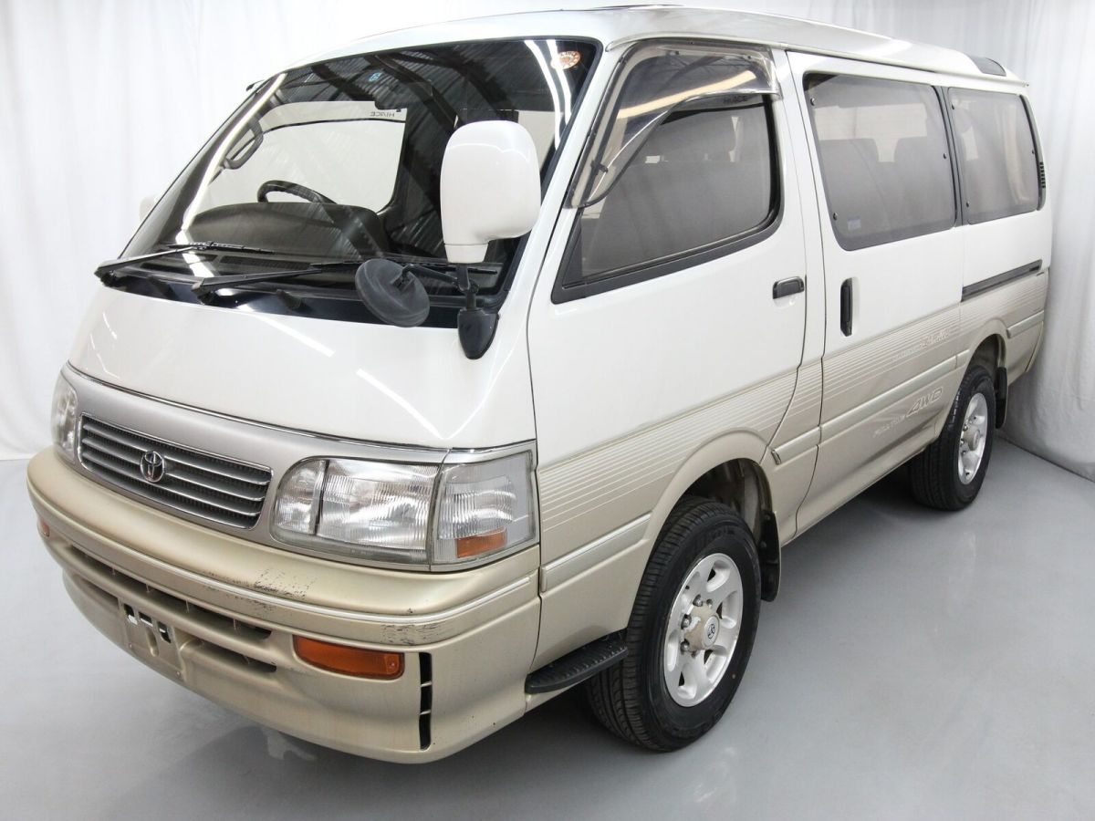 1994 Toyota HiAce S Custom 4WD - photo 4