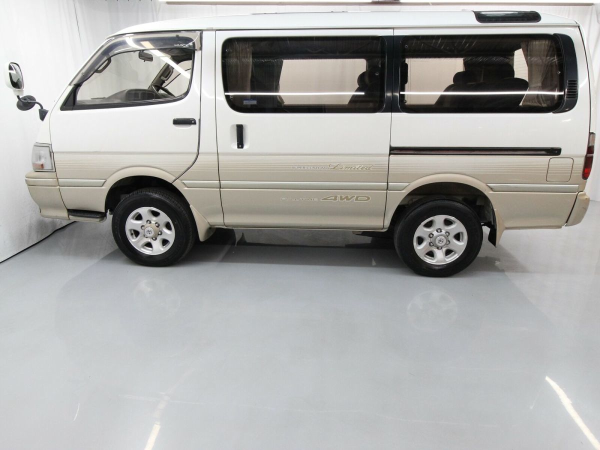 1994 Toyota HiAce S Custom 4WD - photo 5