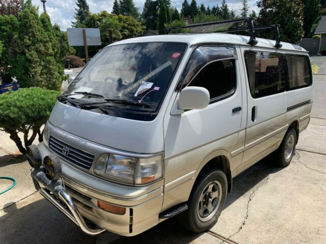 1994 Toyota Hiace - photo 4