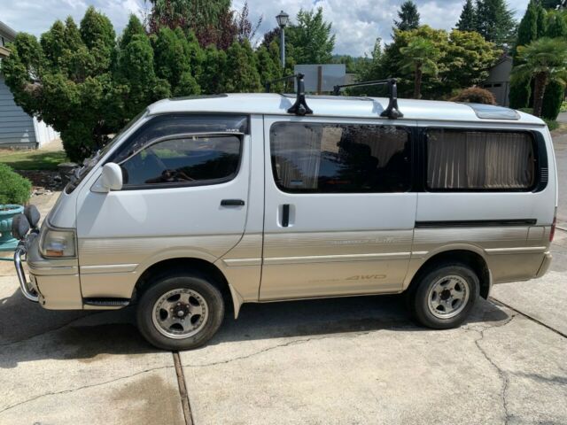 1994 Toyota Hiace - photo 5