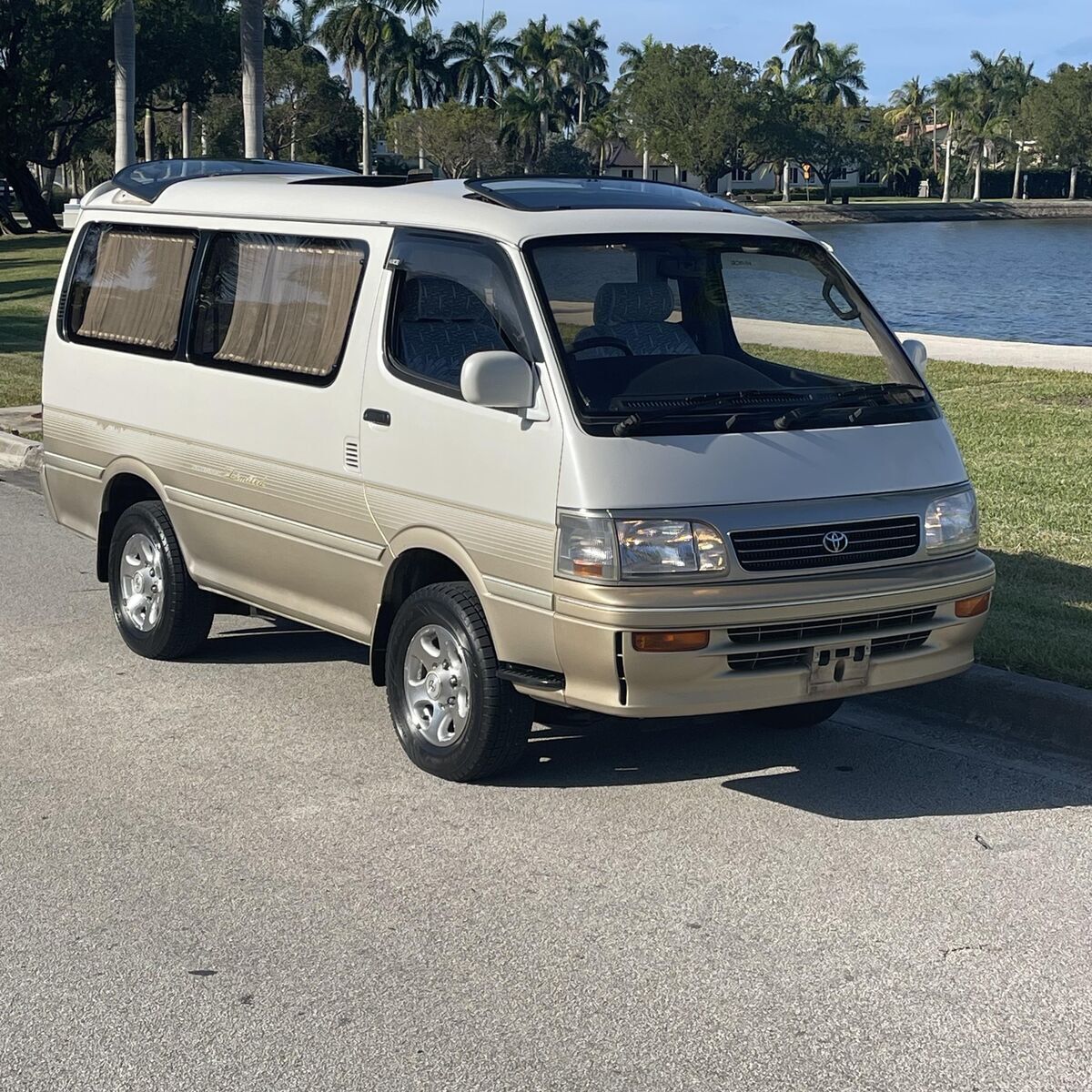1994 Toyota Super Custom VW EUVROVAN MAZDA BONGO FRIENDEE PREVIA ESTIMA - photo 2