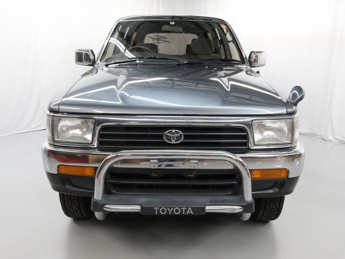 1994 Toyota HiLux Surf - photo 3