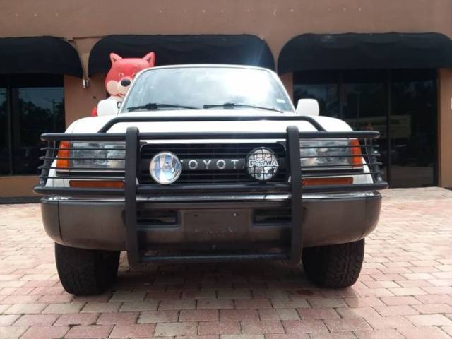1994 Toyota Land Cruiser Base AWD 4dr SUV Automatic 4-Speed AWD I6 4.5L Gasoline 1994 Toyota Land Cruiser Base AWD 4dr SUV