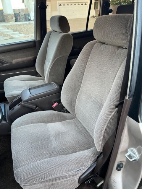 1994 Toyota Land Cruiser FJ80 - photo 11