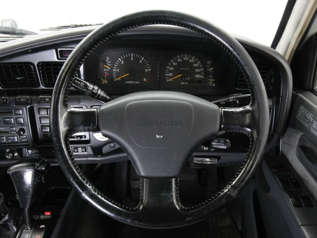 1994 Toyota Land Cruiser VX - photo 11