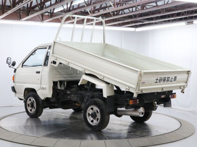 1994 Toyota LiteAce Dump Bed - photo 10