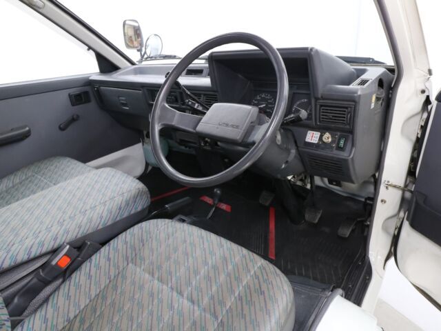1994 Toyota LiteAce Dump Bed - photo 11