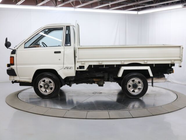 1994 Toyota LiteAce Dump Bed - photo 4