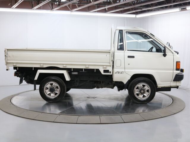 1994 Toyota LiteAce Dump Bed - photo 8