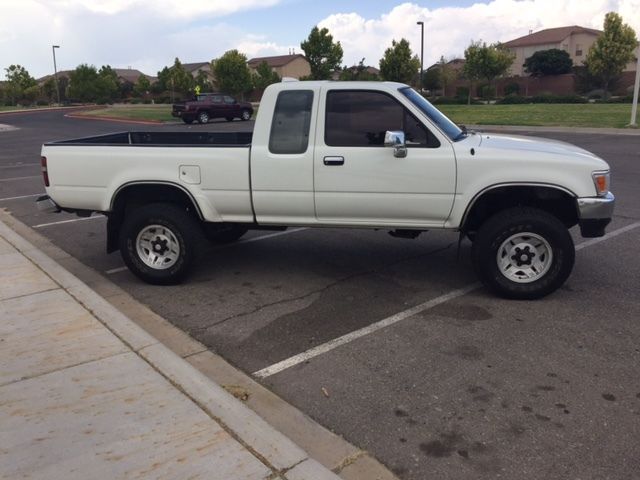 1994 Toyota Pickup SR5 - photo 5