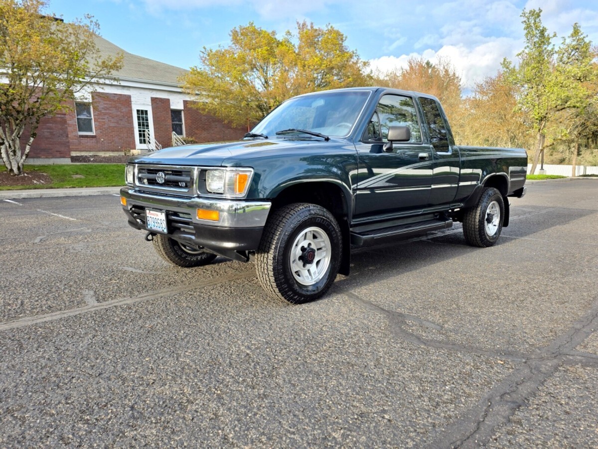 1994 Toyota Pickup - photo 2