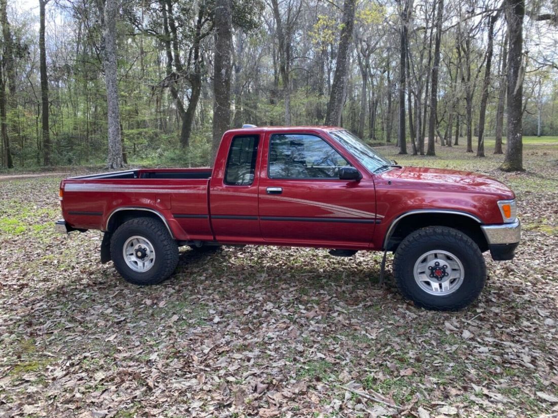 1994 Toyota Pickup DLX - photo 7