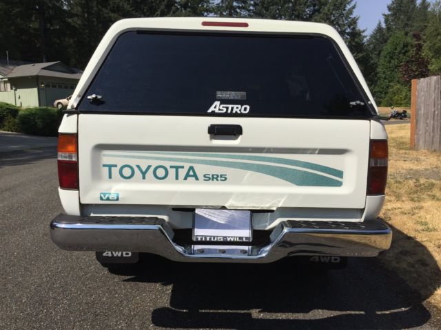 1994 Toyota Tacoma SR5 - photo 10