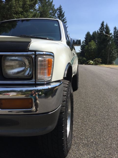 1994 Toyota Tacoma SR5 - photo 8