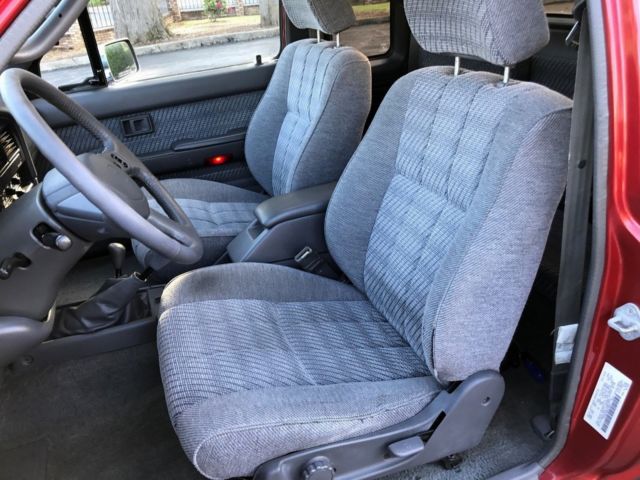 1994 Toyota Tacoma SR5 - photo 11