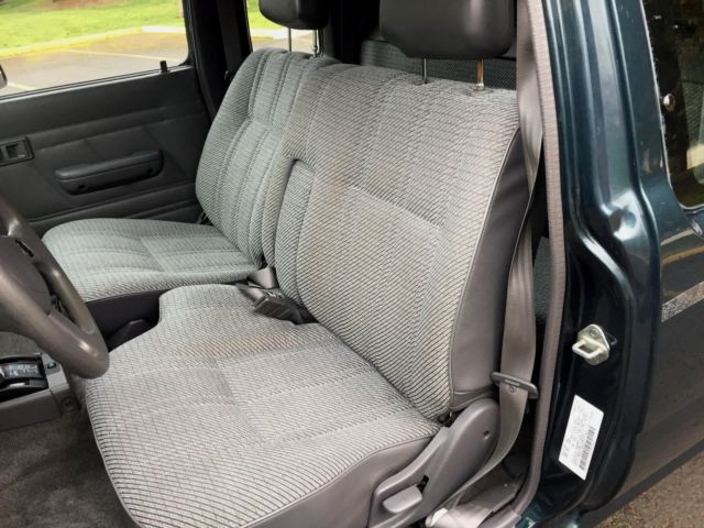 1994 Toyota Tacoma SR5 - photo 9