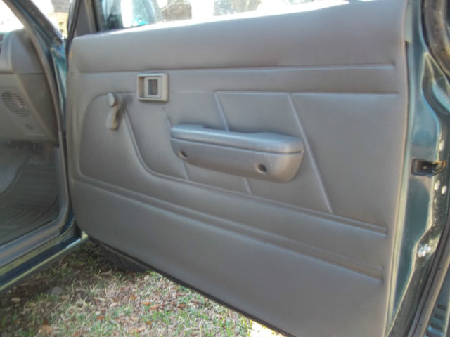 1994 Toyota Other Base Standard Cab Pickup 2-Door - photo 8