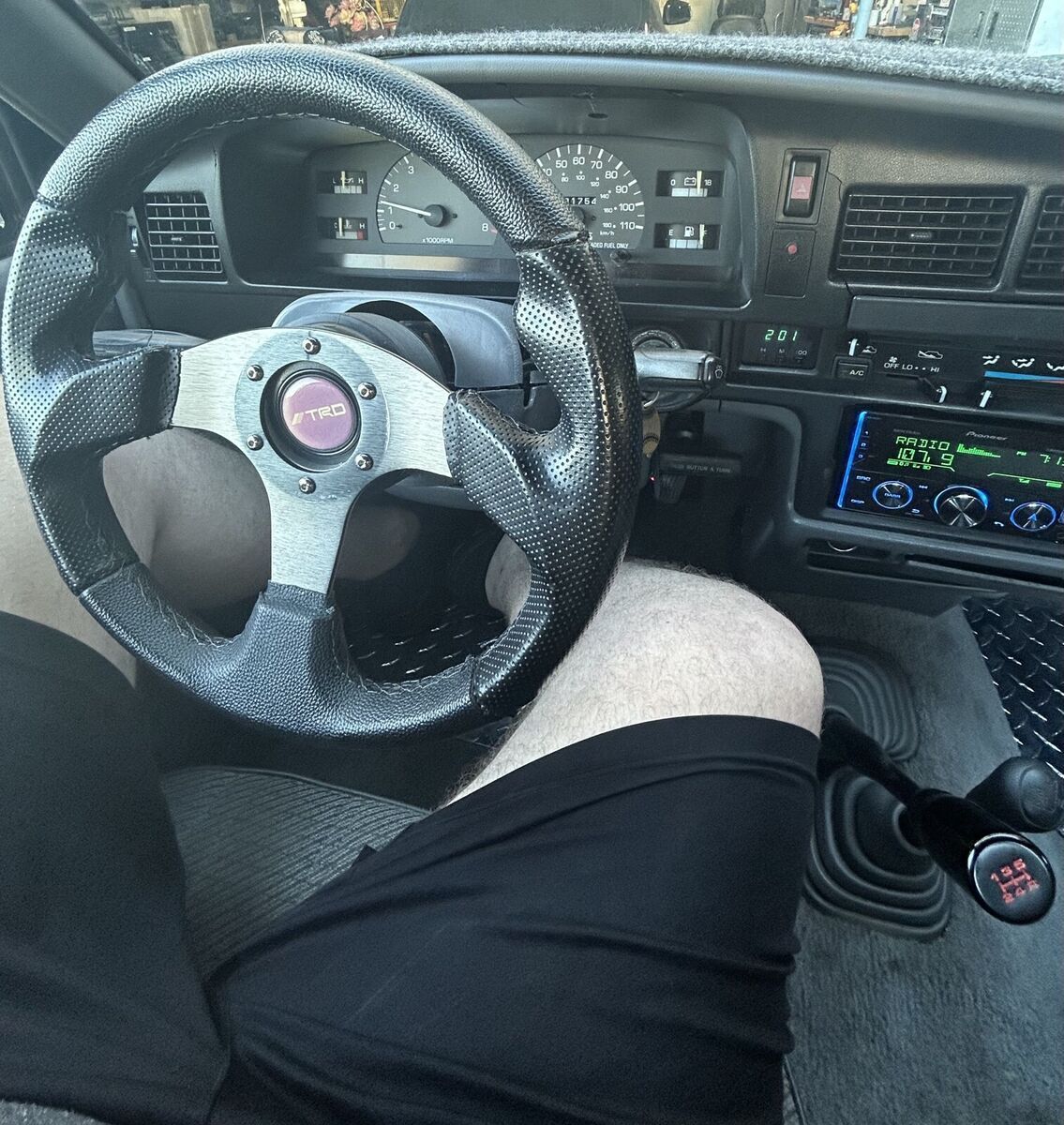 1994 Toyota Pickup 1/2 TON SHORT WHEELBASE DX - photo 5