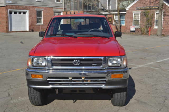 1994 Toyota Other DLX Extended Cab Pickup 2-Door - photo 2