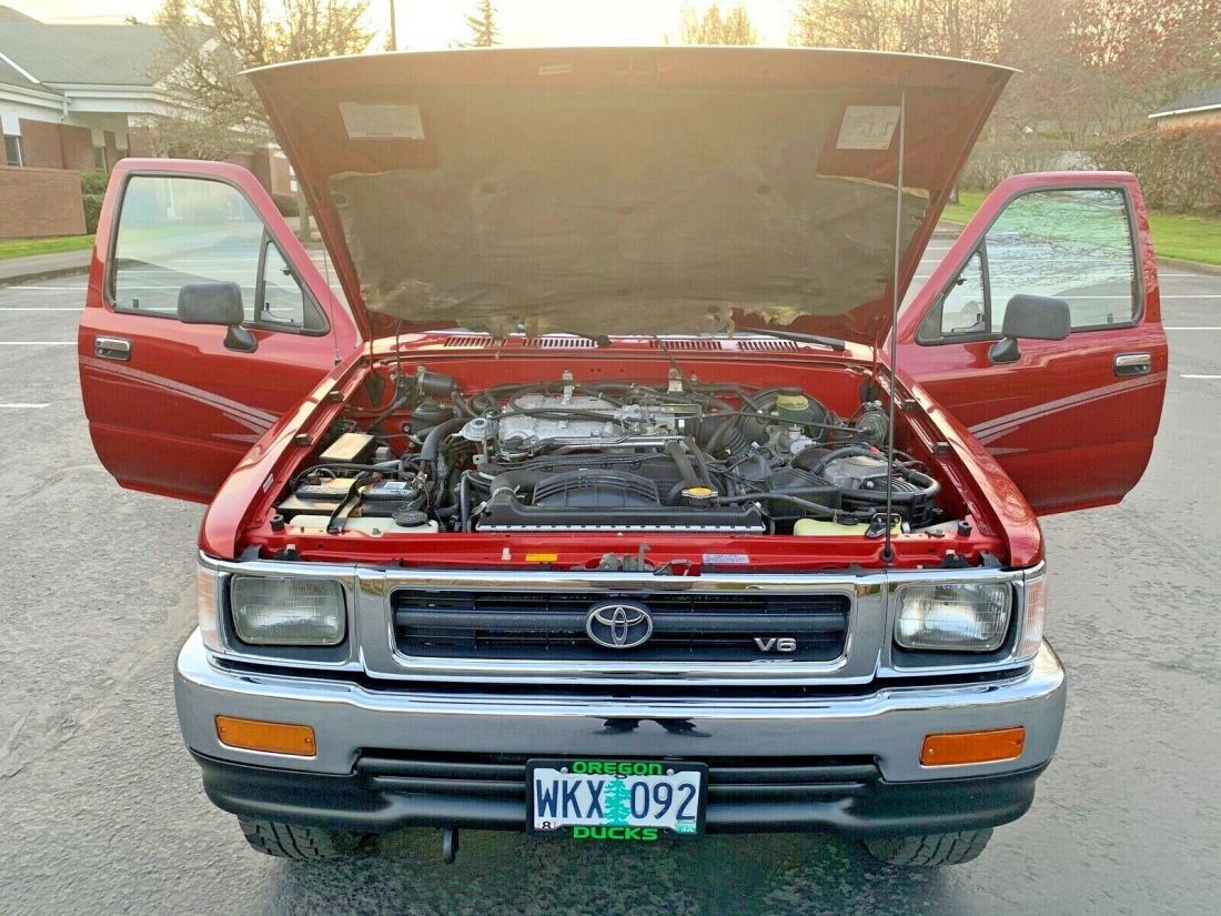 1994 Toyota Pickup DX - photo 11
