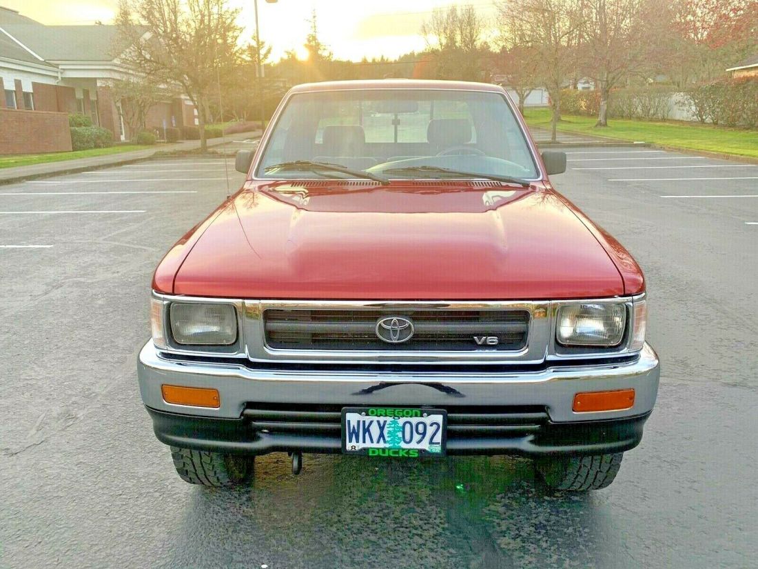 1994 Toyota Pickup DX - photo 3