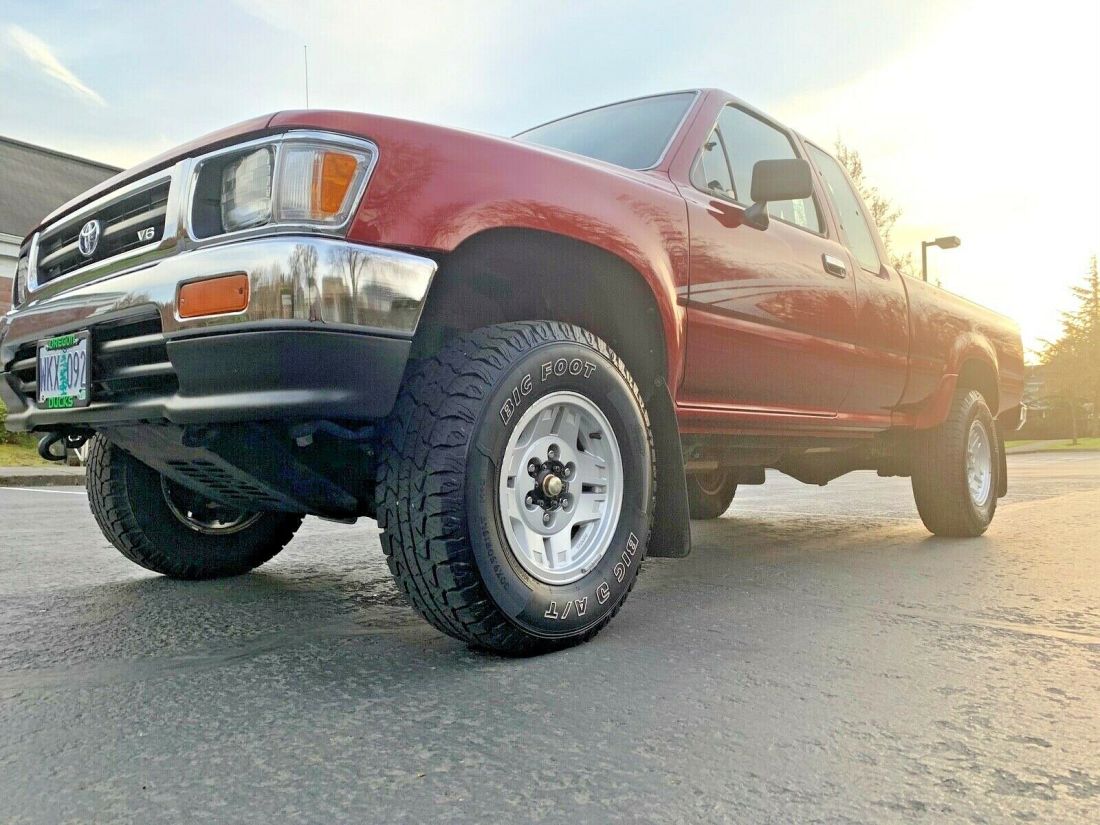 1994 Toyota Pickup DX - photo 9