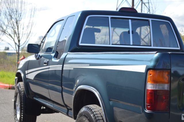 1994 Toyota Pickup ~ 4X4 ~ SR5 ~ 125K MILES - photo 12