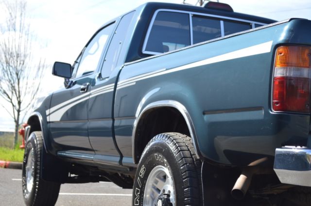 1994 Toyota Pickup ~ 4X4 ~ SR5 ~ 125K MILES - photo 13