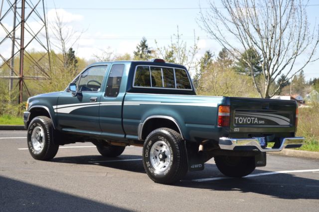 1994 Toyota Pickup ~ 4X4 ~ SR5 ~ 125K MILES - photo 4