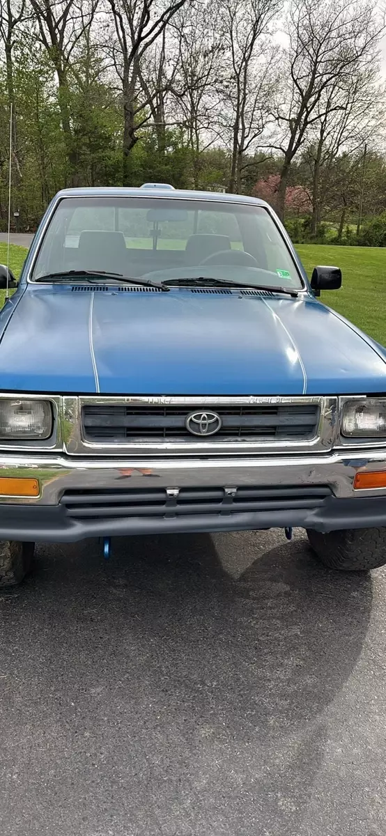 1994 Toyota Pickup Pickup Blue 1/2 TON SHORT WHEELBASE DX 1994 Toyota Tacoma 1/2 TON SHORT WHEELBASE DX