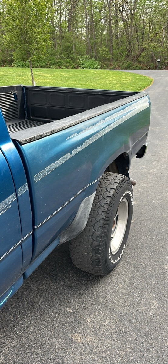 1994 Toyota Tacoma 1/2 TON SHORT WHEELBASE DX - photo 3