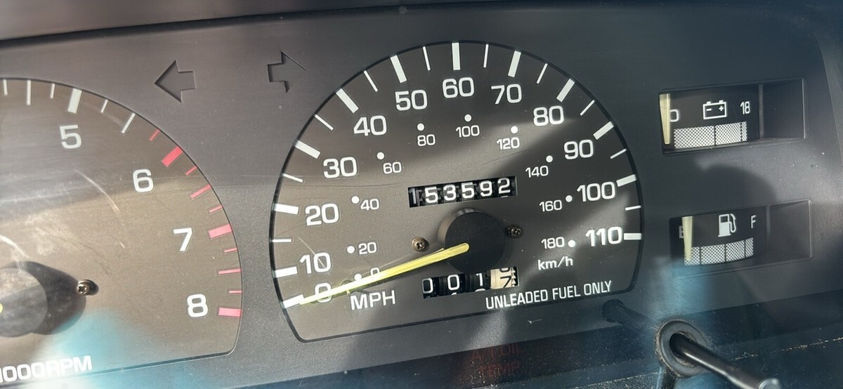 1994 Toyota Tacoma 1/2 TON SHORT WHEELBASE DX - photo 8
