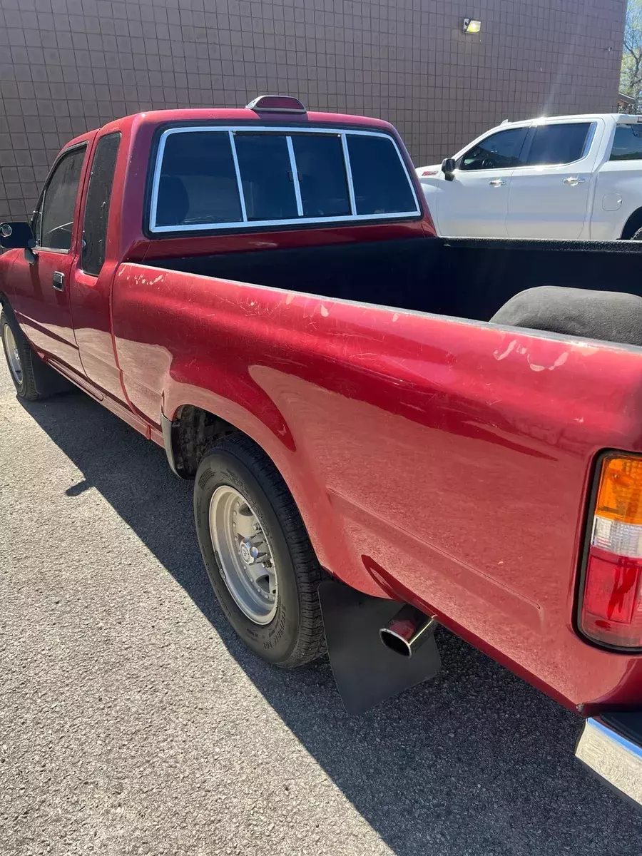 1994 Toyota Pickup Pickup Red 1/2 TON EXTRA LONG WHEELBASE 1994 Toyota Pickup 1/2 TON EXTRA LONG WHEELBASE