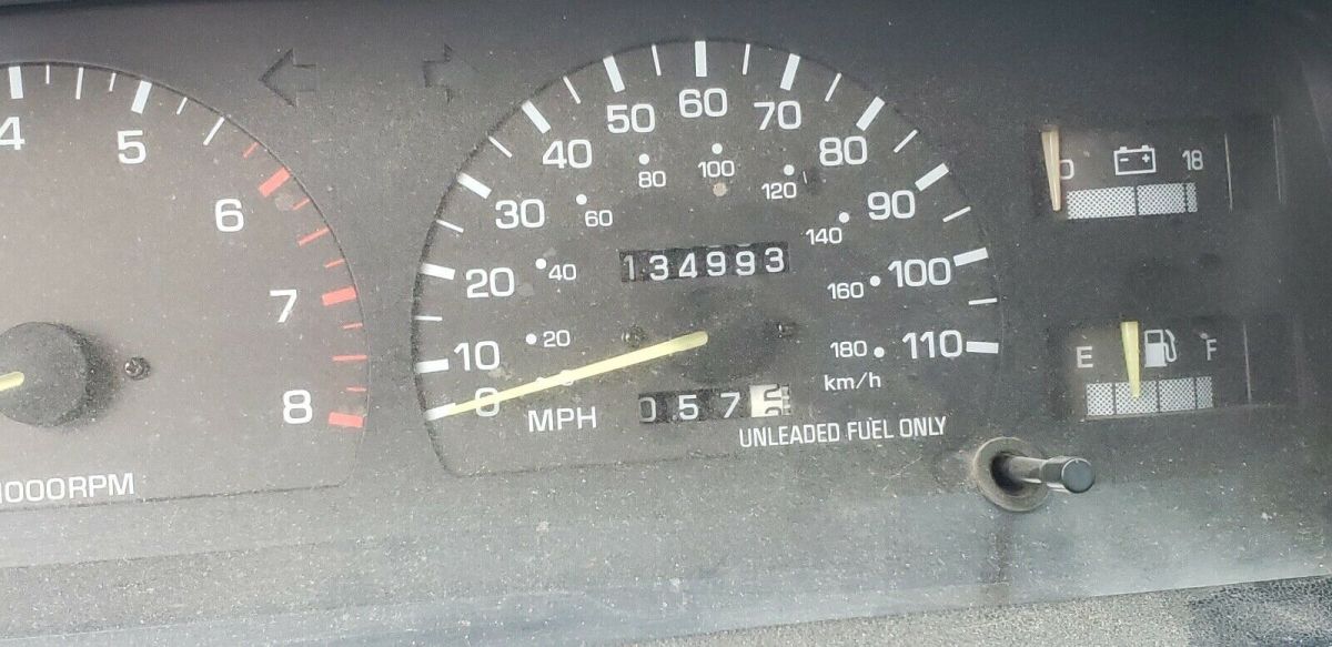 1994 Toyota Pickup 1/2 TON SHORT WHEELBASE - photo 8