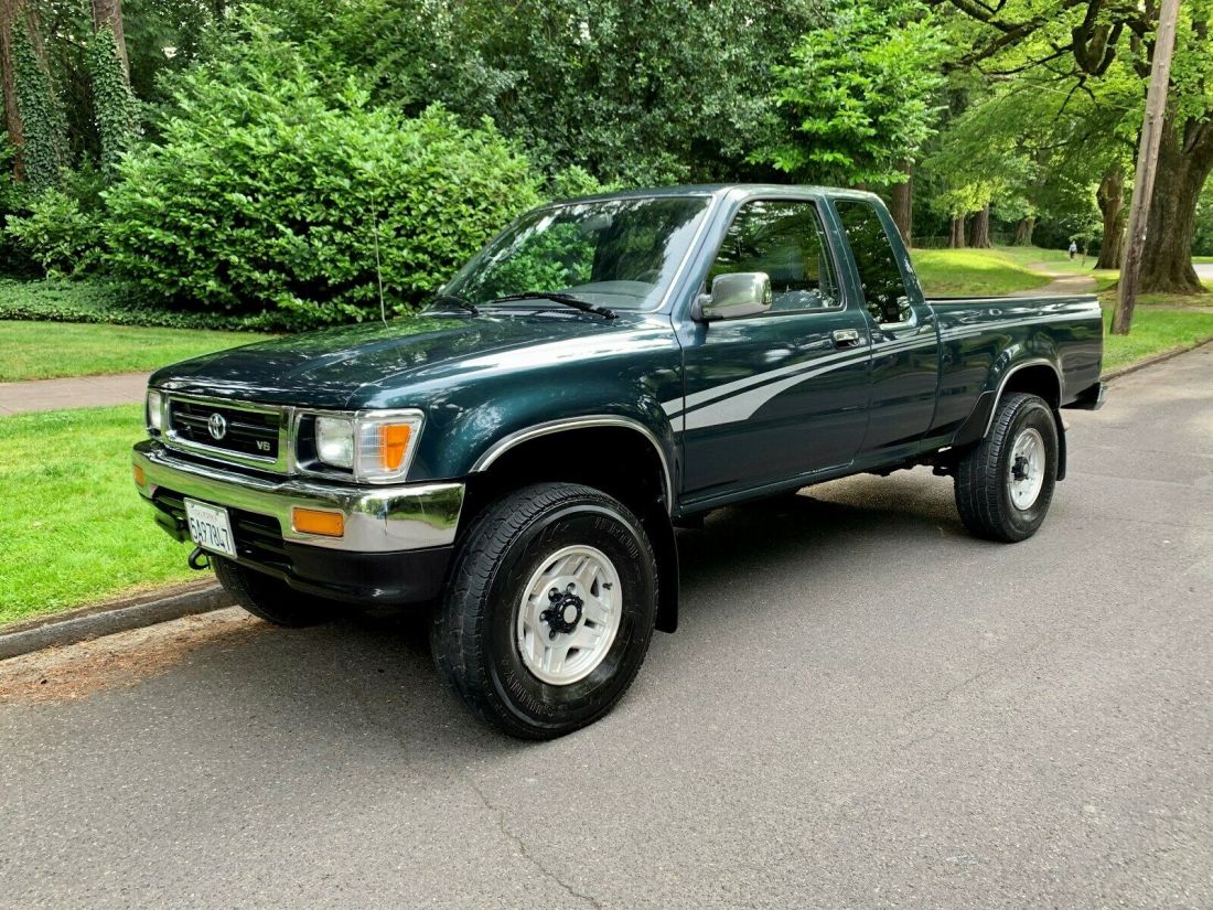 1994 Toyota Tacoma SR5 - photo 2