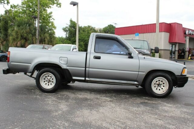 1994 Toyota Pickup Pick up - photo 2