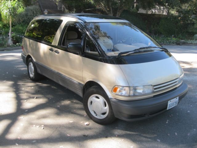 1994 Toyota Previa LE