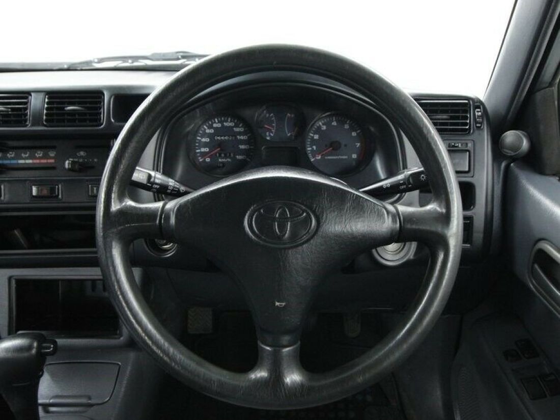 1994 Toyota RAV4 J - photo 10