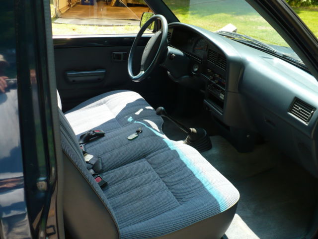 1994 Toyota Rear Wheel Drive Pickup Truck Basic/Standard Model - photo 6