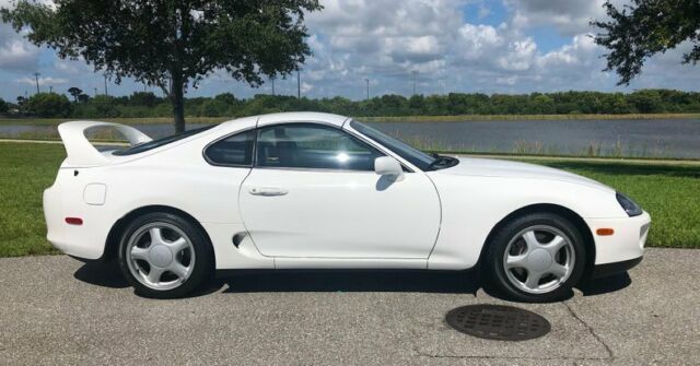 1994 Toyota Supra Twin Turbo Hatchback 2-door - photo 4