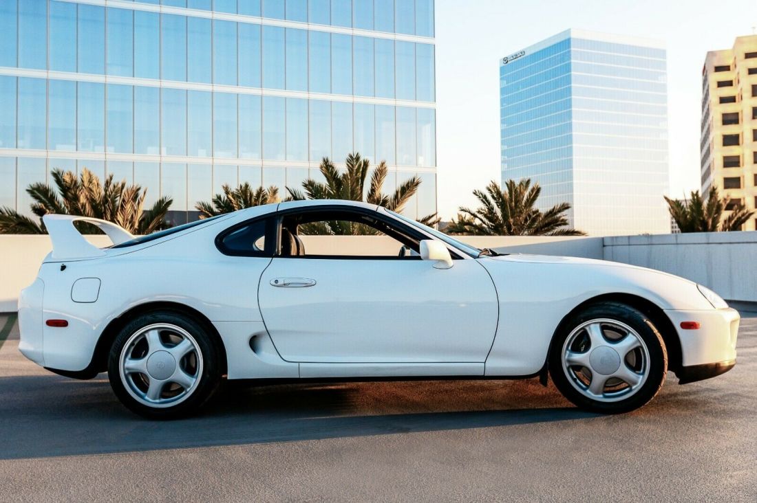 1994 Toyota Supra SPORT ROOF - photo 4