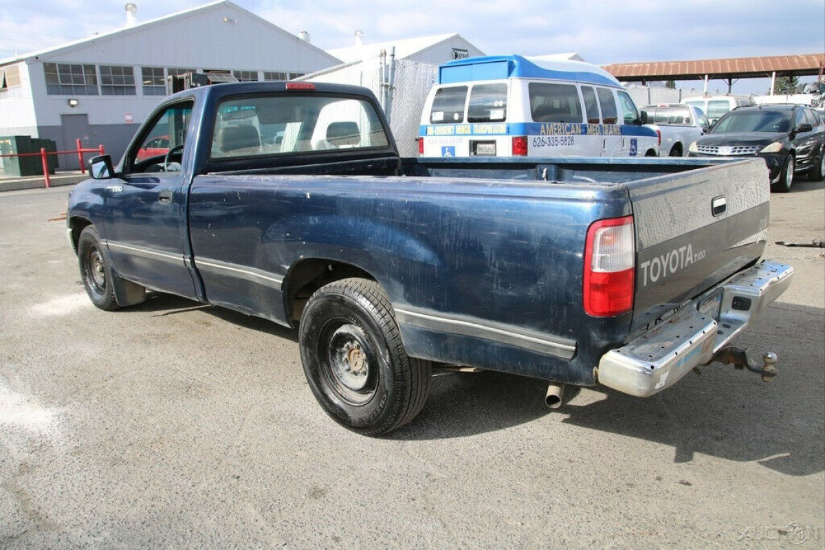 1994 Toyota T100 DX - photo 3
