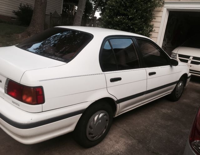 1994 Toyota Tercel - photo 2