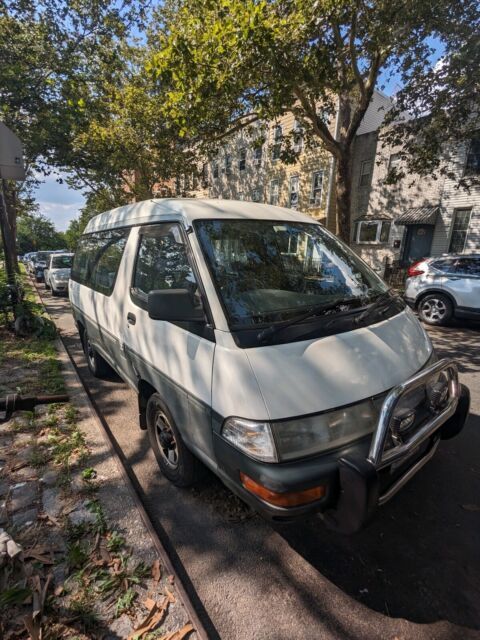 1994 Toyota Town Ace Van White 4WD Manual 1994 Toyota Town Ace