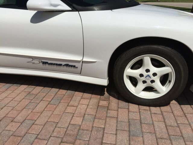 1994 Pontiac Trans Am 25th Anniv. edition - photo 5