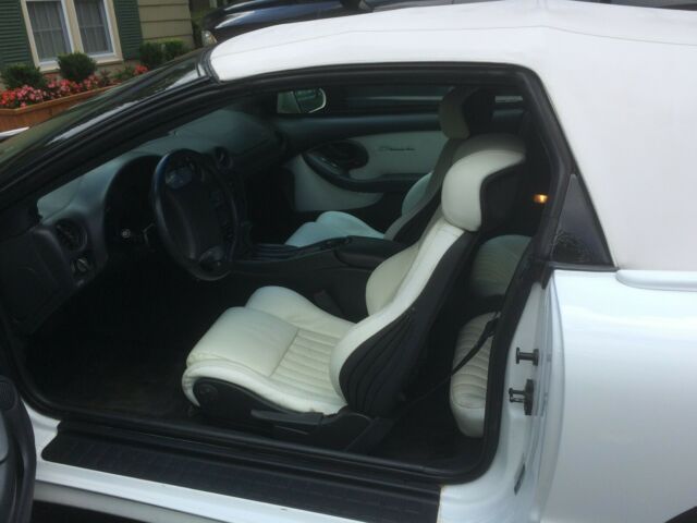 1994 Pontiac Trans Am 25th Anniversary Convertible - photo 11