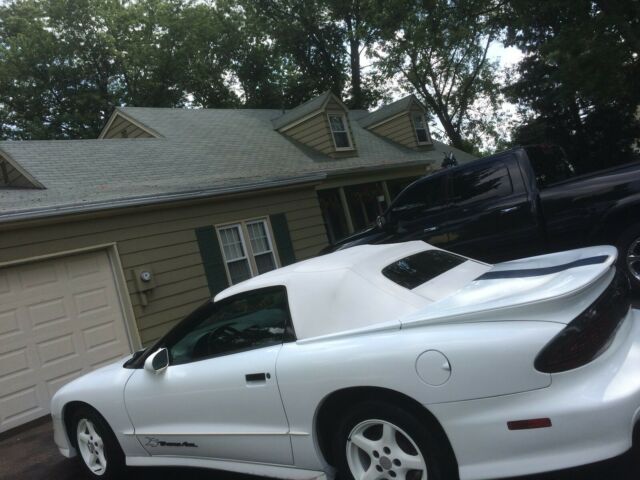 1994 Pontiac Trans Am 25th Anniversary Convertible - photo 2